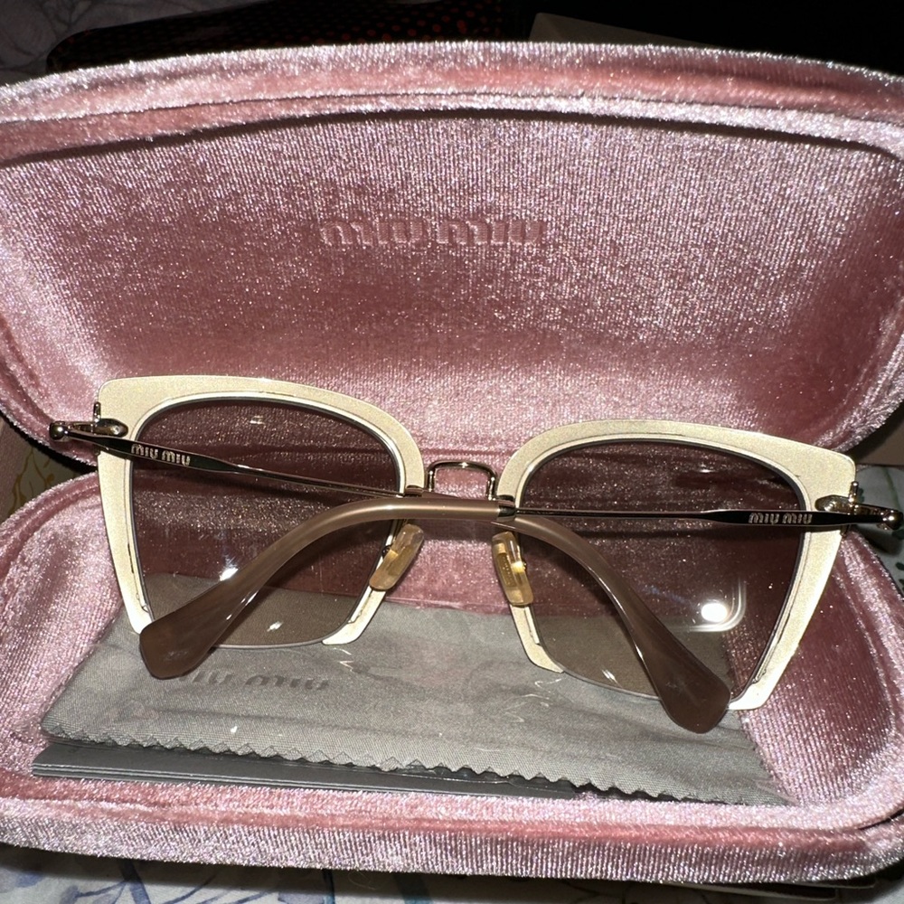 MIU MIU SUNGLASSES NWT IN BOX AND DUSTBAG